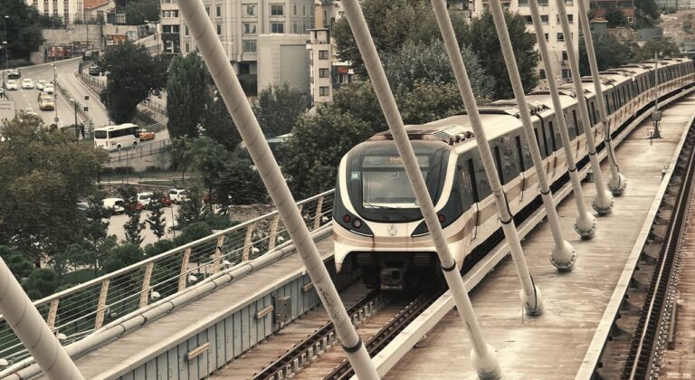 Suburban electric trains in the United States